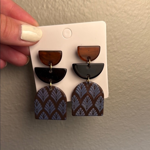 Brown and Black Geometric Earrings - Picture 1 of 2